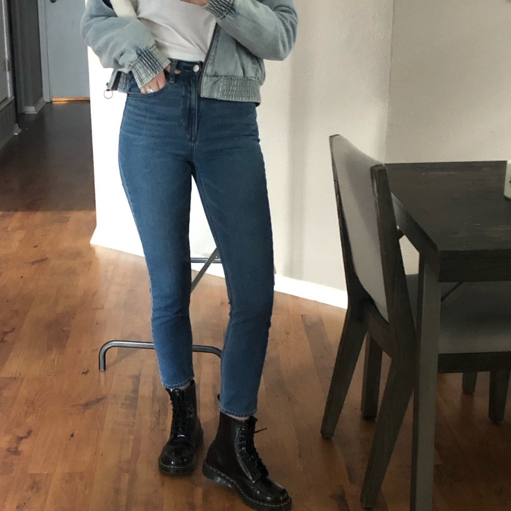 American eagle Mom jeans size 0